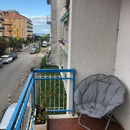 A 100 Mt Dalla